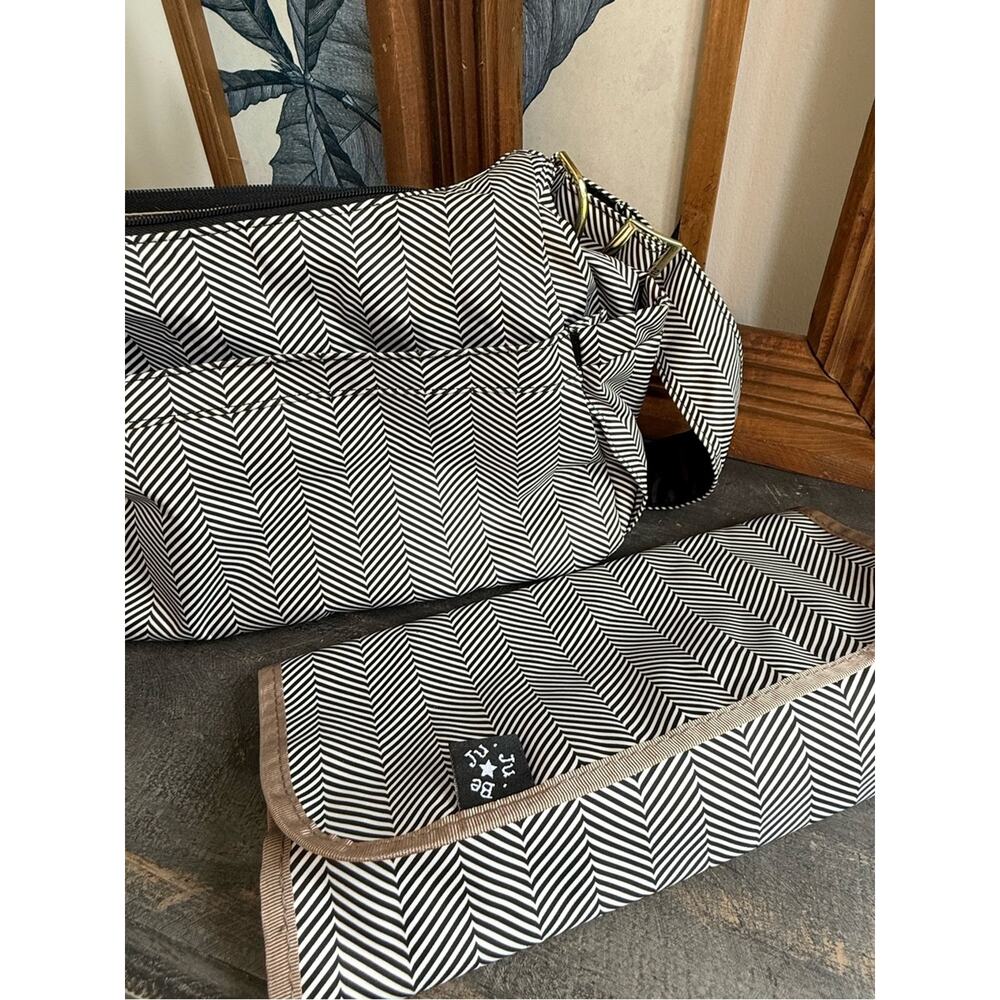 JuJuBe HoboBe Diaper Bag Onyx Black Magic Chevron Crossbody Shoulder Bag NWOT - Picture 14 of 15